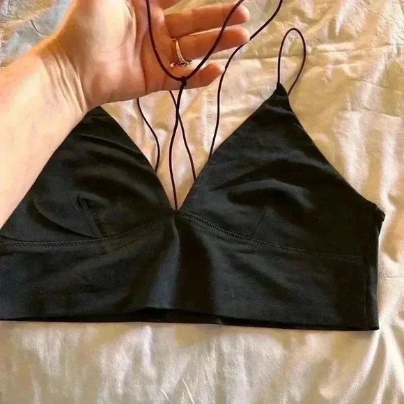 Large black‎ caged bralette.NWOT. Non adj straps . Super cute! - Picture 3 of 11